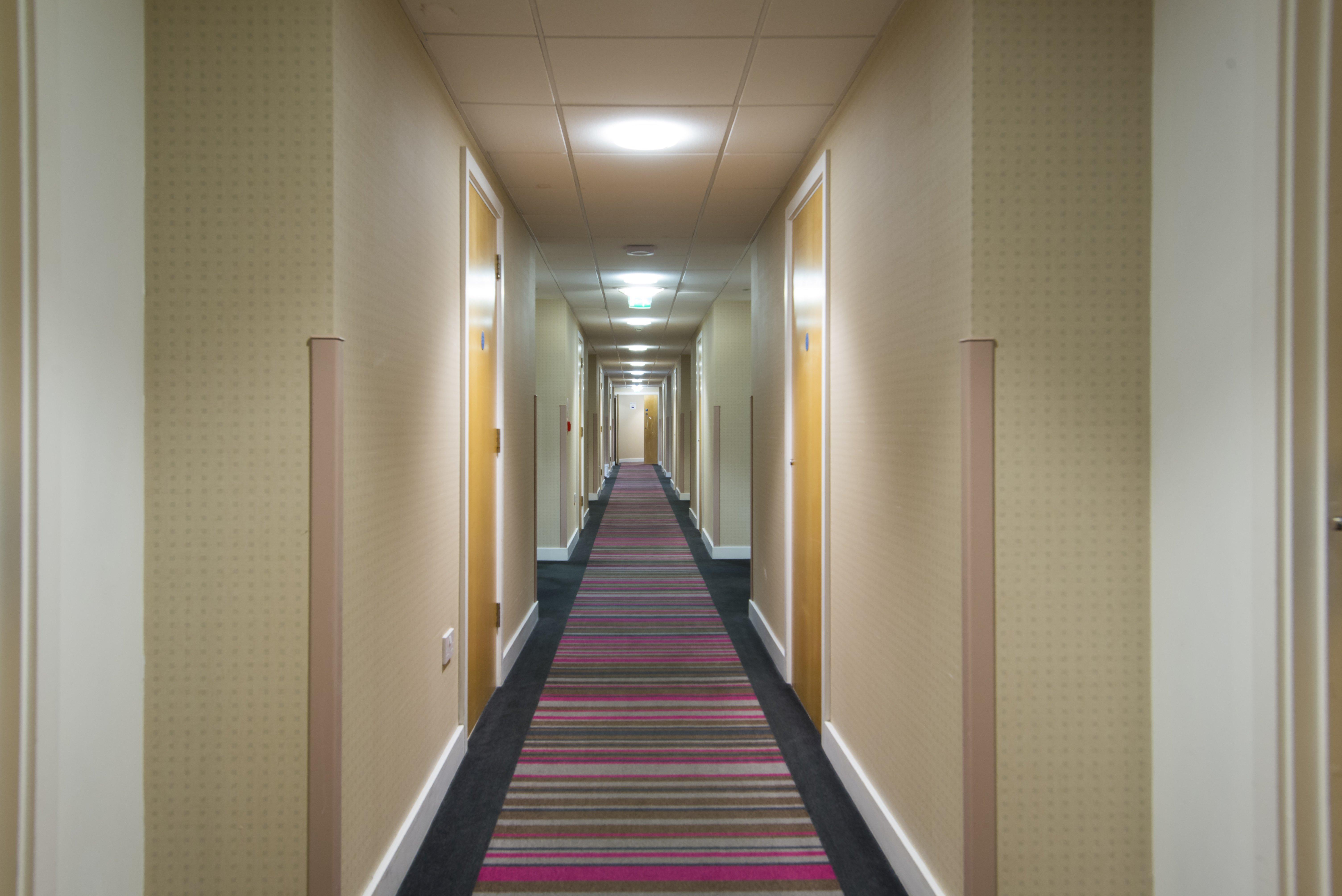 Holiday Inn Express London - Epsom Downs By Ihg Kültér fotó